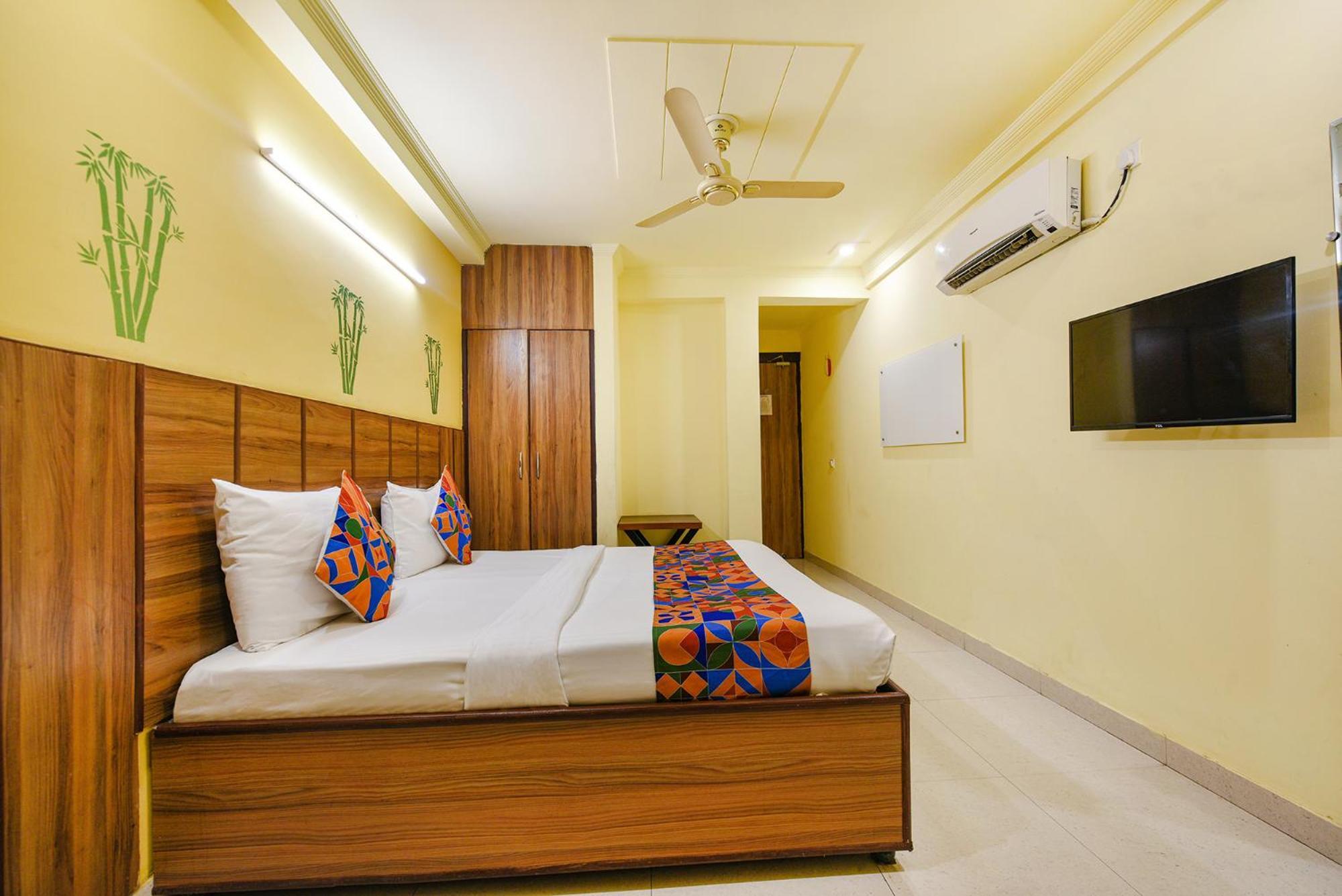 Fabhotel Ishtara Auberge - Nr Yashobhoomi Convention Centre Neu-Delhi Exterior foto