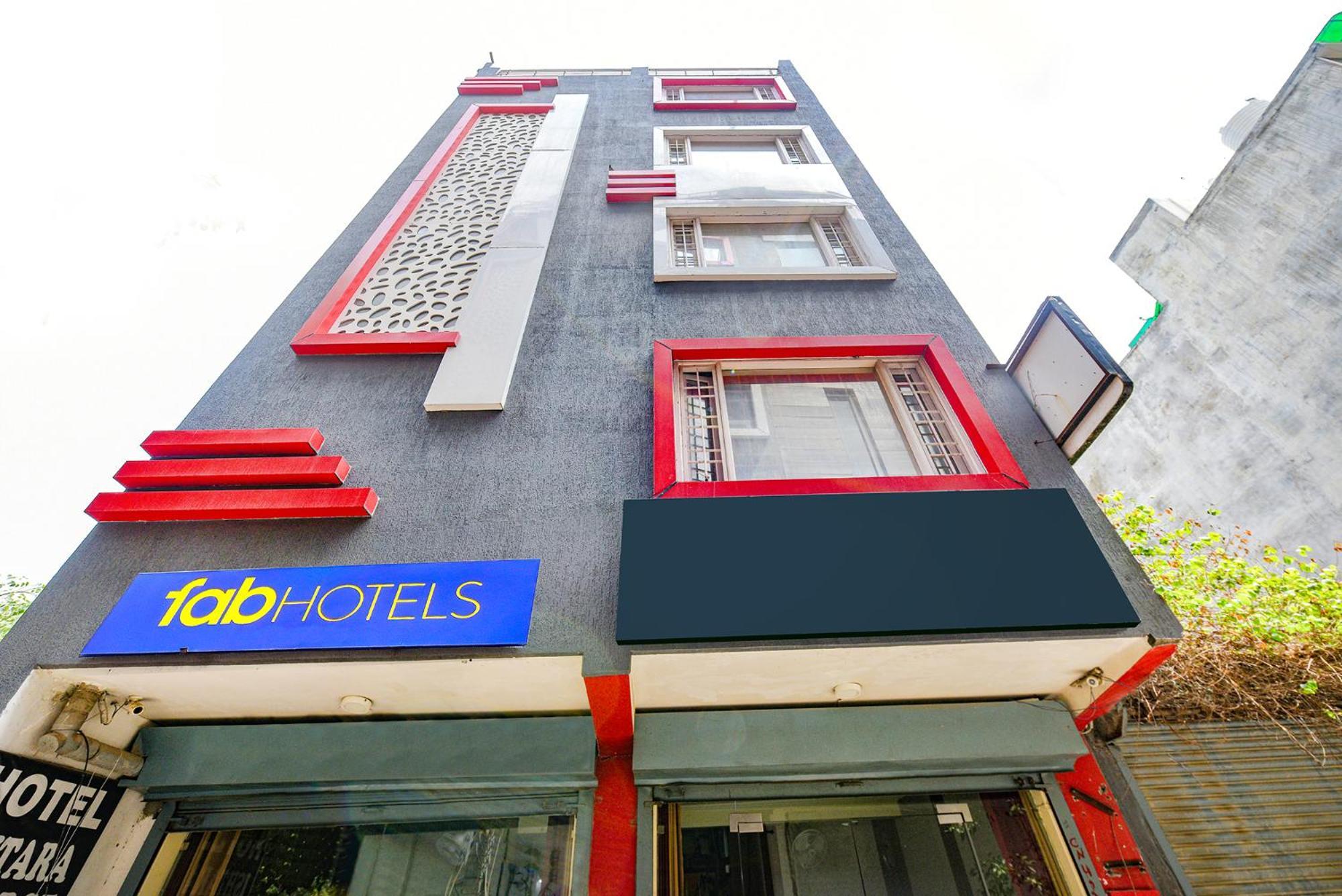 Fabhotel Ishtara Auberge - Nr Yashobhoomi Convention Centre Neu-Delhi Exterior foto